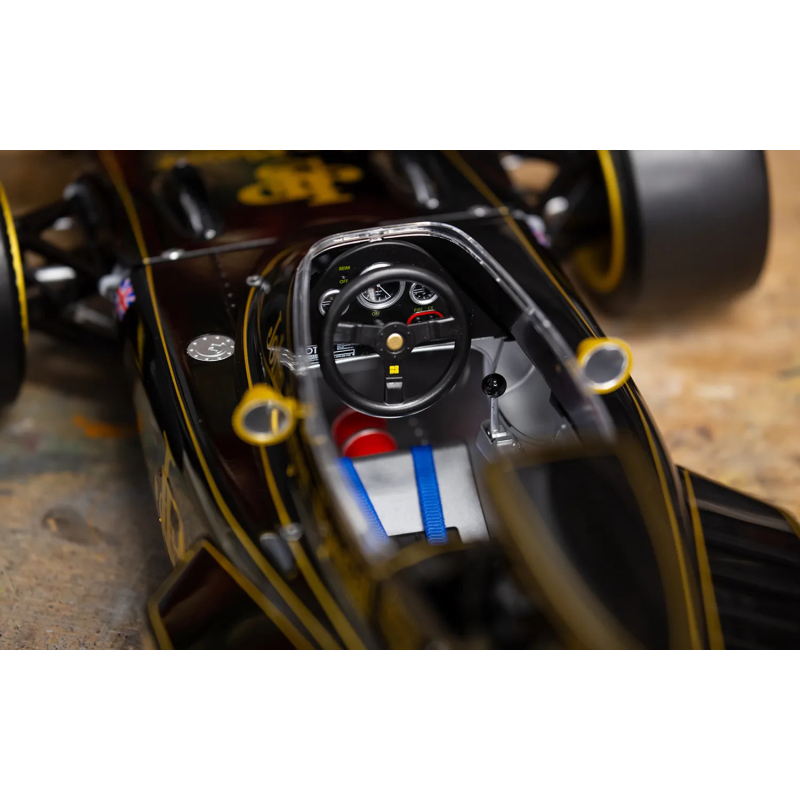Build the Pocher Lotus 72D 1972 GP Fittipaldi Model Kit
