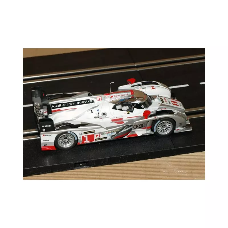 LE MANS miniatures Audi R18 e-tron Quattro Le Mans 2013