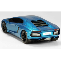 Lamborghini Aventador LP 700-4
