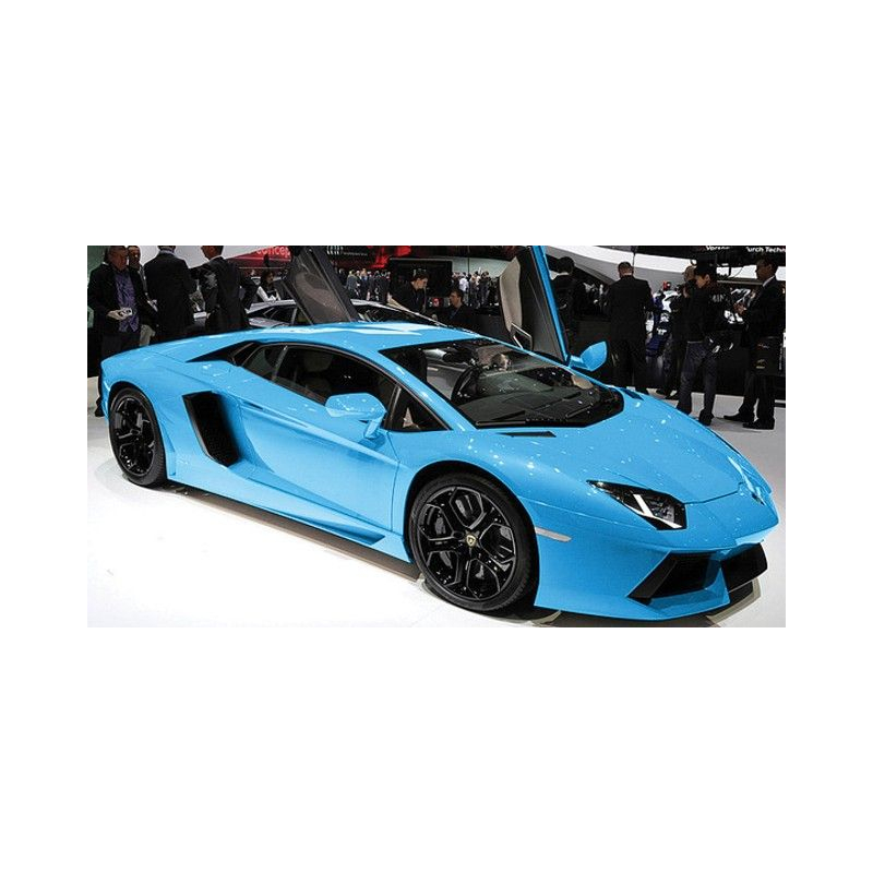 Lamborghini Aventador LP 700-4